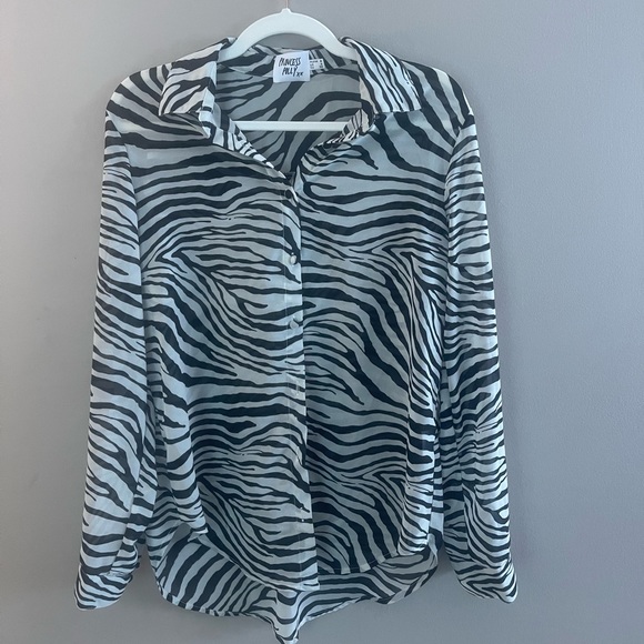 Princess Polly Zebra Button Up Top - Picture 3 of 5